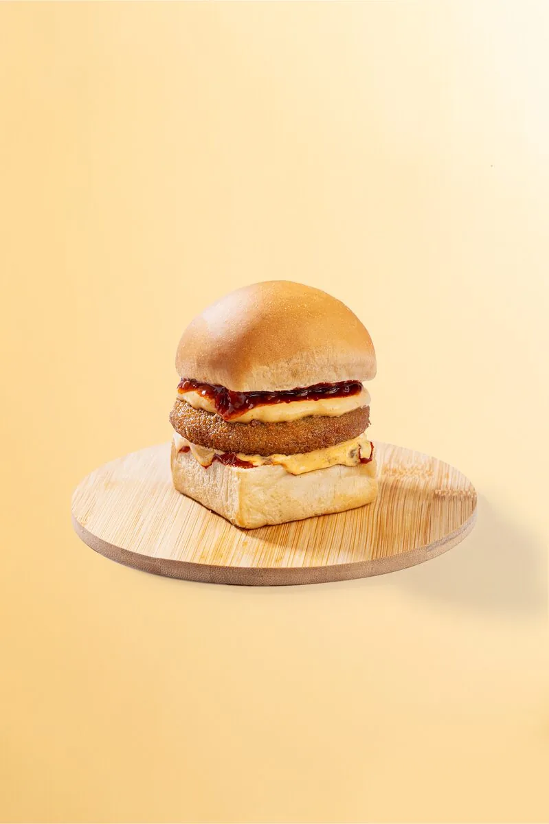 Paneer Tikka FiL Bunz - FiLLi Cafe